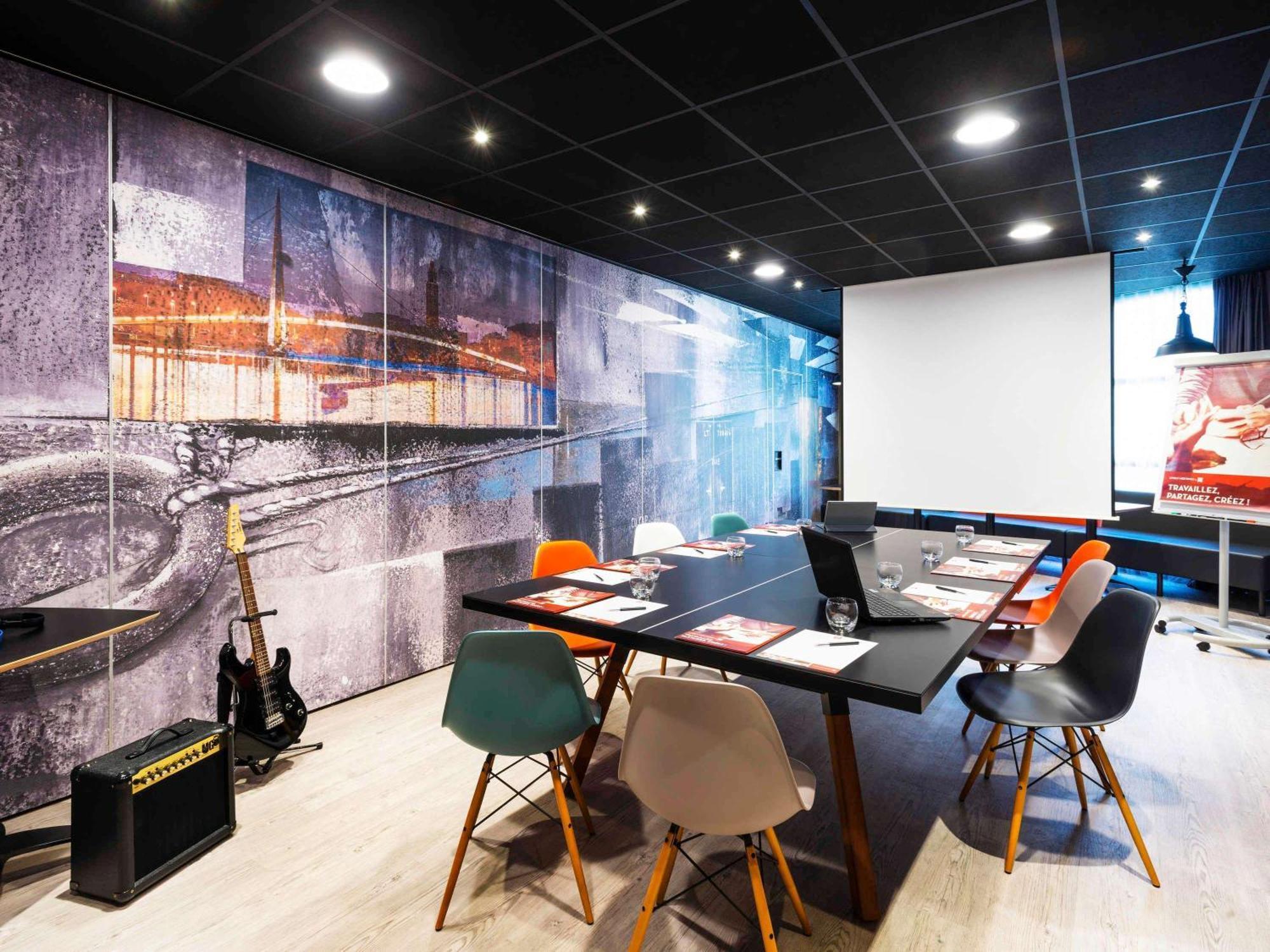 Отель Ibis Le Havre Centre Экстерьер фото